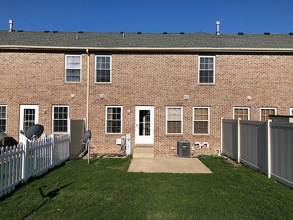 2nd image of 2082 White Tail Ct