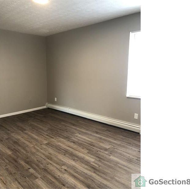 1st image of 609 Forest Ave APT 2173