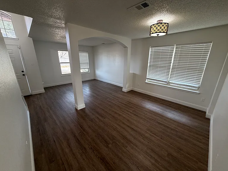 4022 Wiltshire Dr — Photo 18