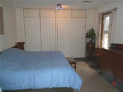 5th image of 1917 E 75th Pl