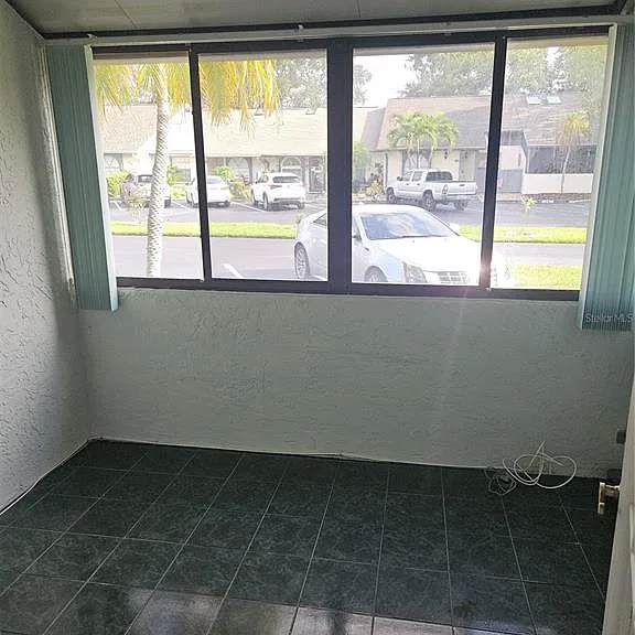 El Camino Ct — Photo 5