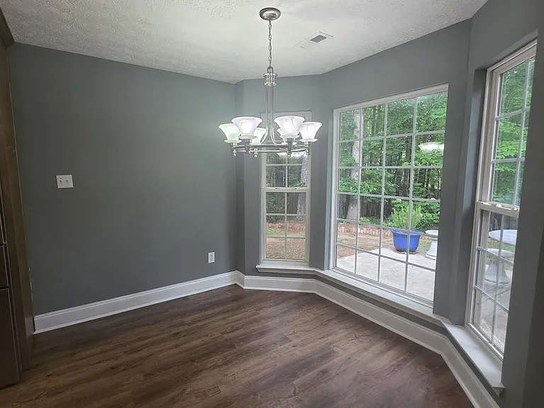 135 Kingsbrooke Cir — Photo 4
