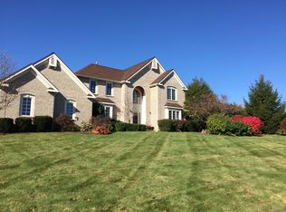 3 Sweets View Ln, Fairport, NY 14450