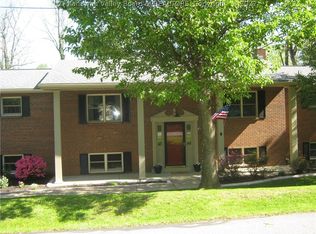 11 Meadowood Ests, Scott Depot, WV 25560