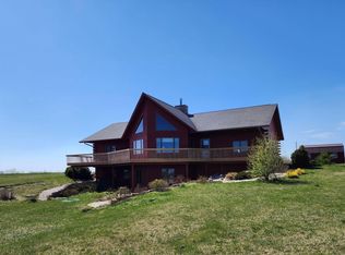 2103 Timber Ridge Ln, Harpers Ferry, IA 52146