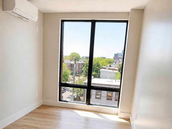 5th image of 31-88 44th St #5