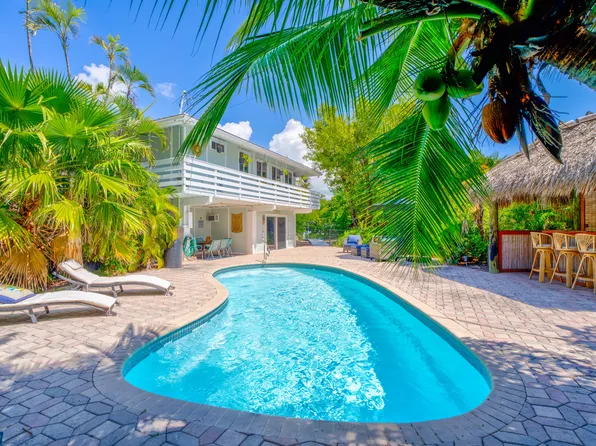 17214 La Brisa Ln, Summerland Key, FL 33042