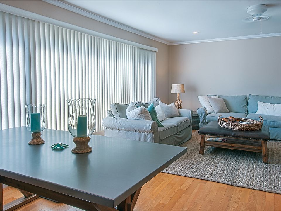 Dining to Living area