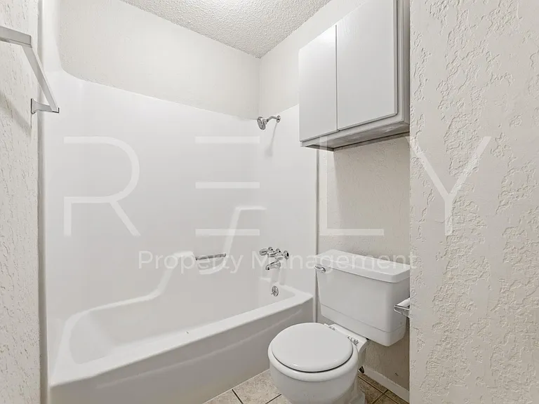 1005 Milford Way #A — Photo 25