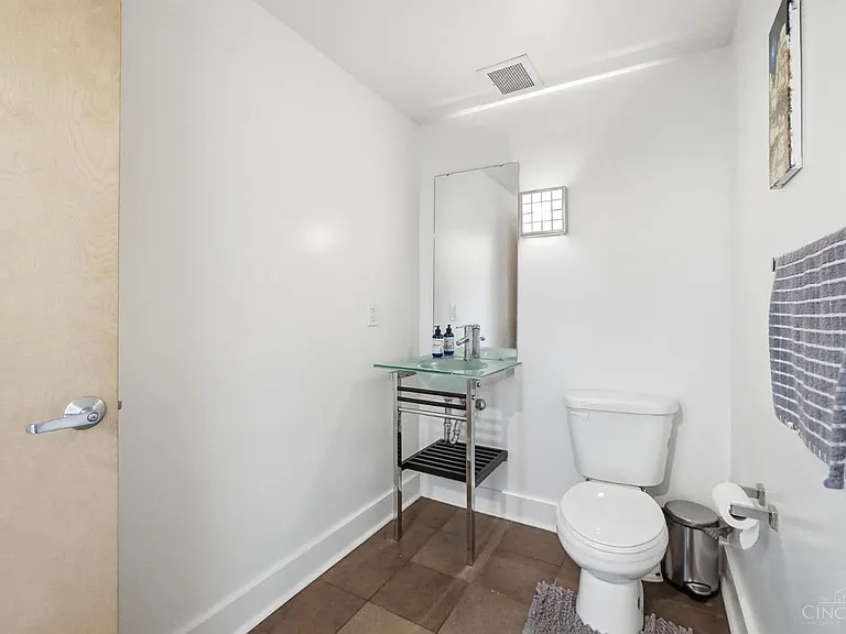 353 W 4th St #209 — Photo 17
