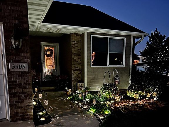 2nd image of 5309 Meadowlark Ln