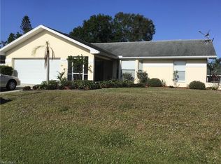 17204 Plantation Dr, Fort Myers, FL 33967