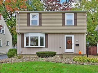 237 Oak Knoll Ave SE, Warren, OH