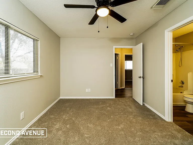 9410 Fulwood Trl — Photo 8