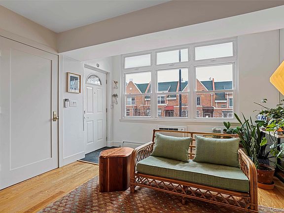 4th image of 6 Renaissance Court #16B