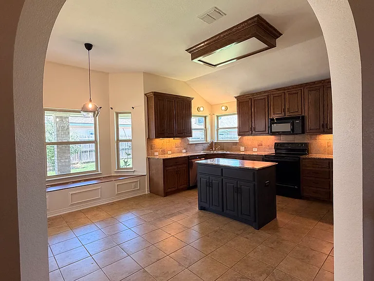 3116 Sarita Cv — Photo 14