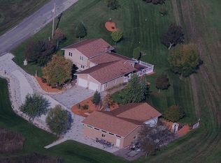 S7950 Highland Rd, Loganville, WI 53943