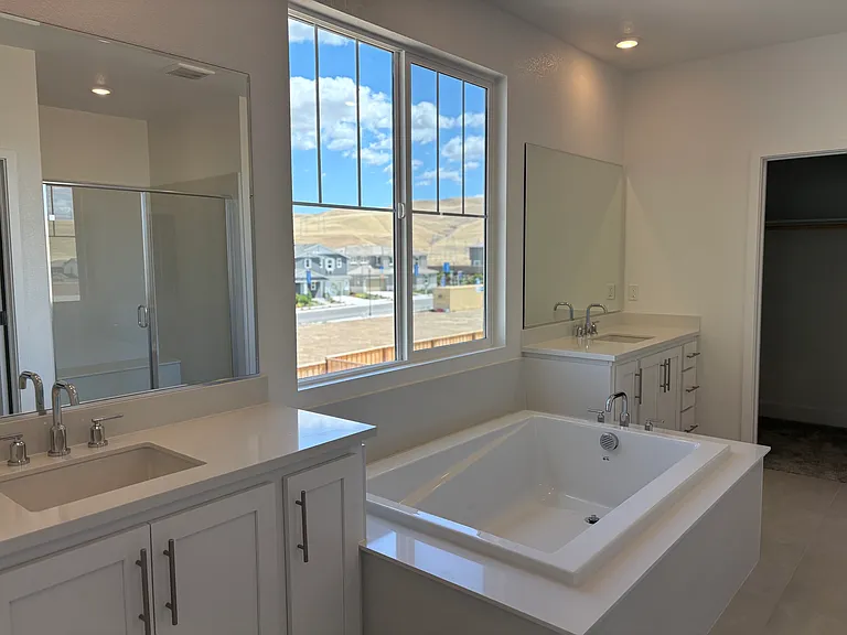 7966 Lamplight Dr — Photo 30