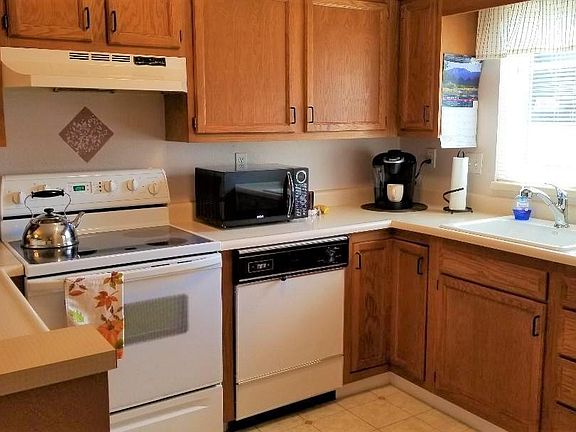 2nd image of 3350B Devonwood Hills Dr NE