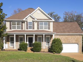 1702 Tellico Dr, Thompsons Station, TN 37179