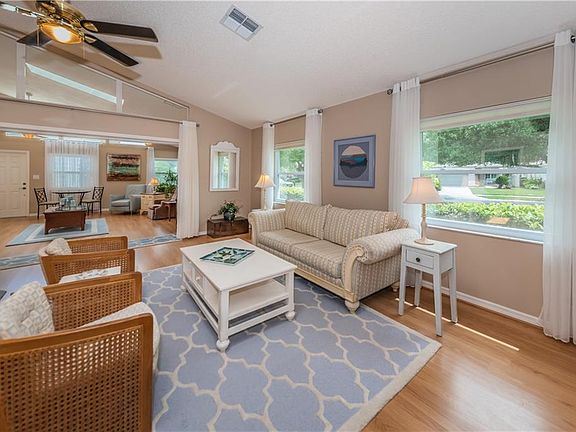 3rd image of 4815 Edge Park Dr