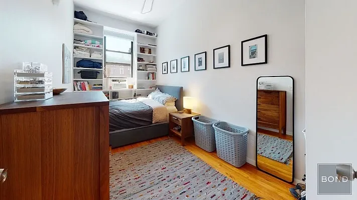 Rented by Bond New York | media 5