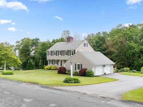 25 Dennison Hill Rd, Southbridge, MA 01550