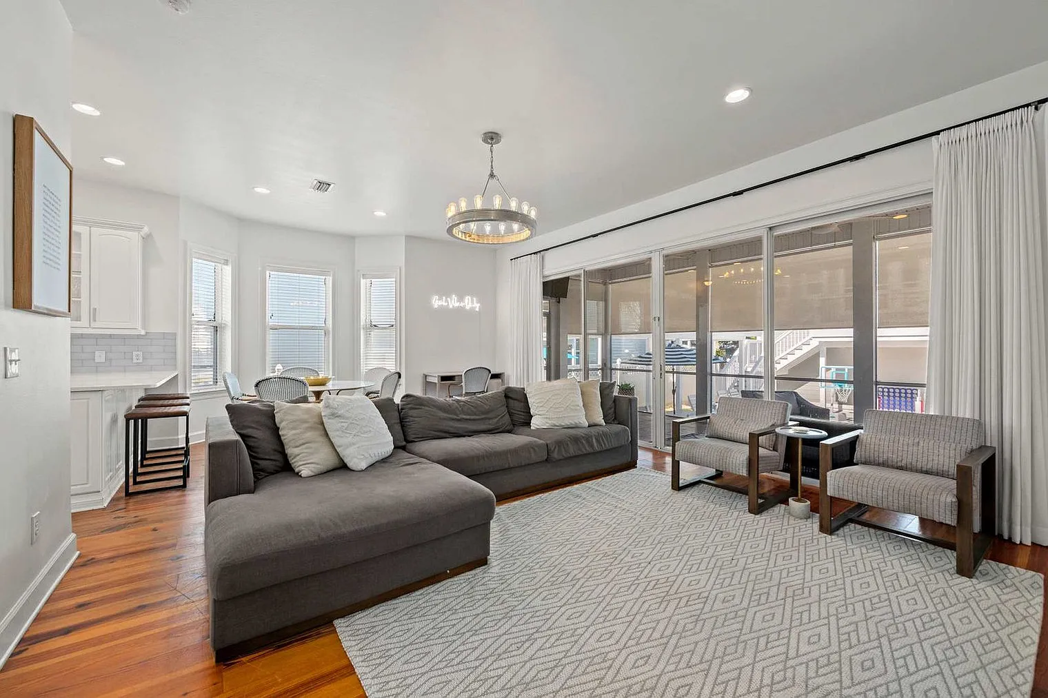 5 bed, 3.0 bath, 2690 sqft, $8,731 — Photo 1
