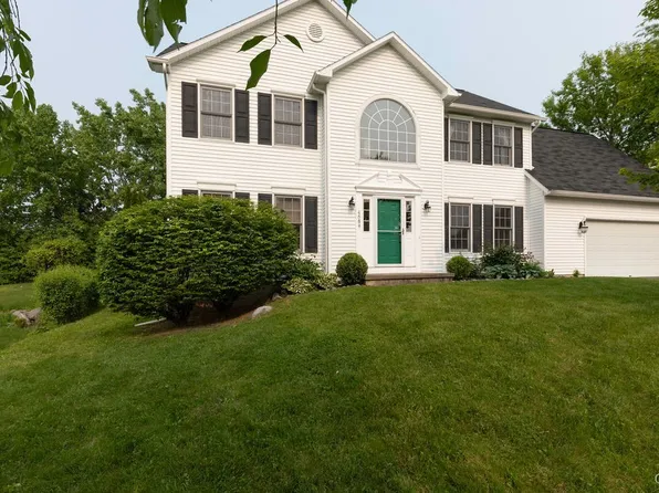 4588 Reliant Rd, Jamesville, NY 13078