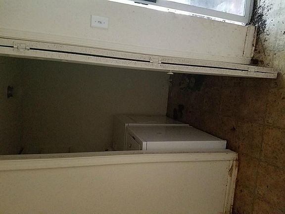4th image of 8100 Creekbend Dr APT 102