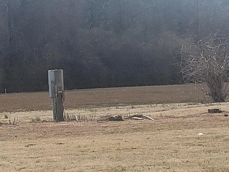 Point Caswell Rd — Photo 4
