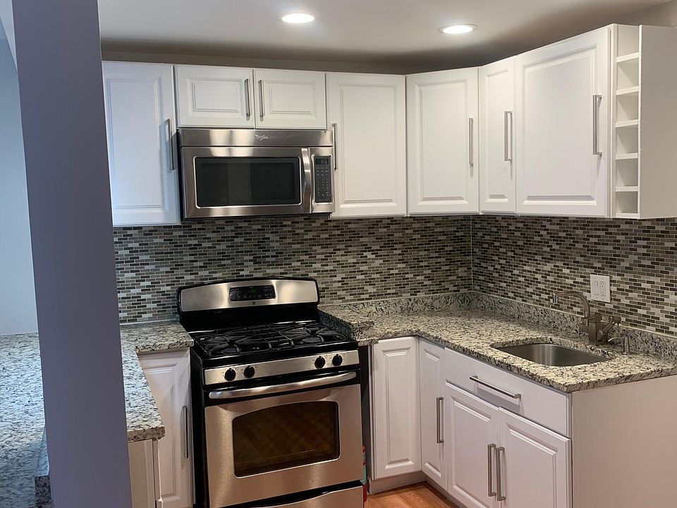 2nd image of 553 Wilson Bridge Dr APT A1