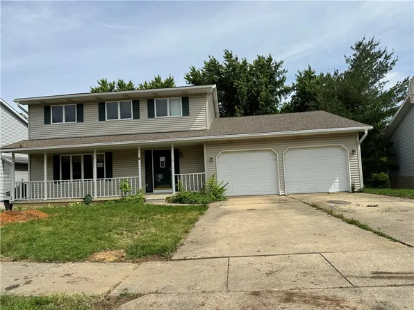 2 Blakeridge Pl, Mt Zion, IL 62549