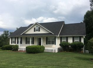 203 Mill Hamlet Rd NW, Charleston, TN 37310