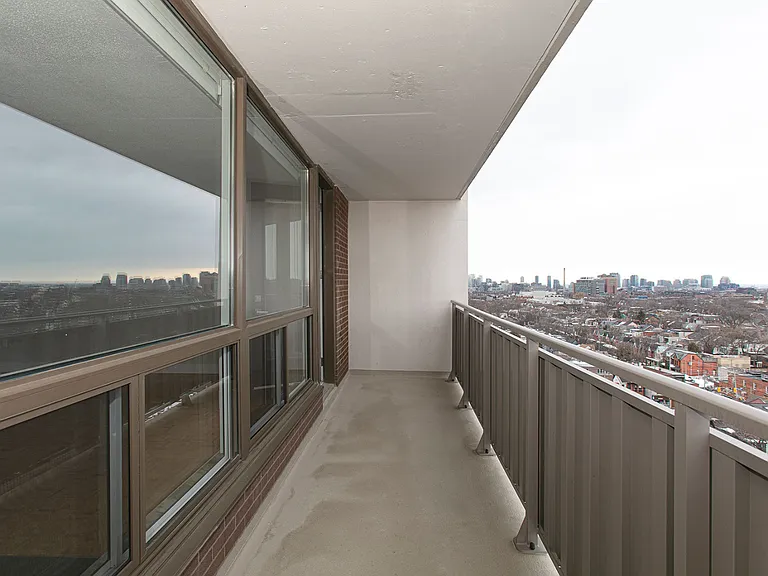 666 Spadina Ave — Photo 15