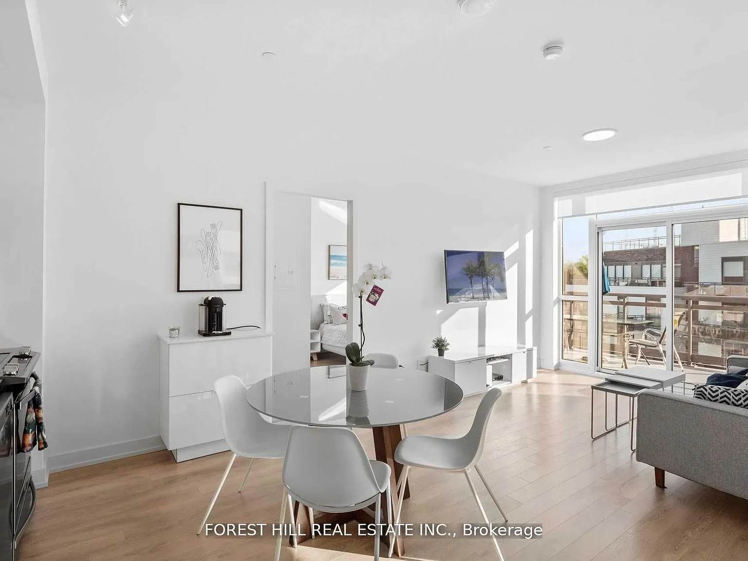 2 bed, $2,150 — Photo 2