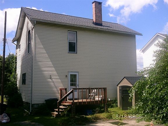 5th image of 124 N Shenango St