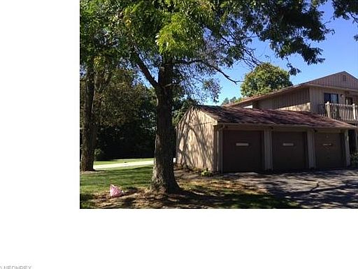 3rd image of 7396 Creekwood Dr #10C