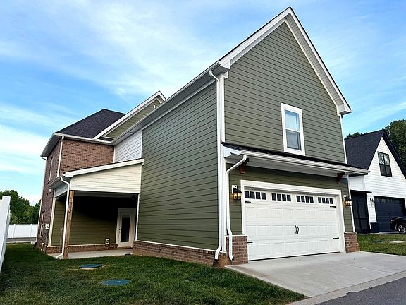 4th image of 164 Luther St