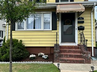 75 Hill St FLOOR 2, Bogota, NJ 07603