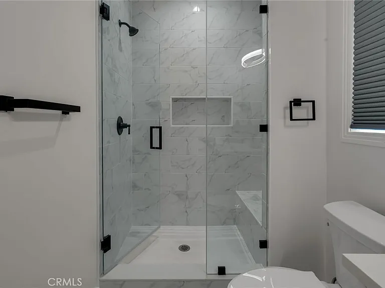 22434 Berdon St — Photo 22