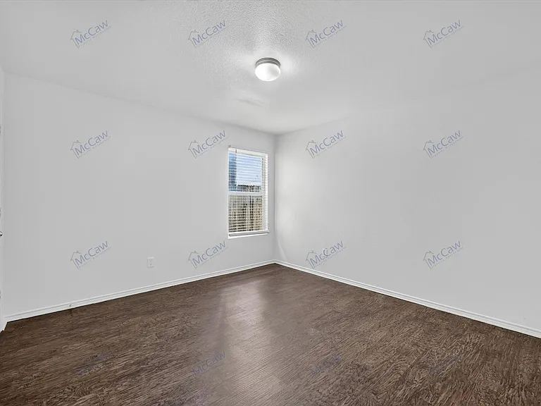 1608 Diamond Lake Trl — Photo 9
