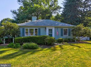 43 Orchard Rd, Lancaster, PA 17601