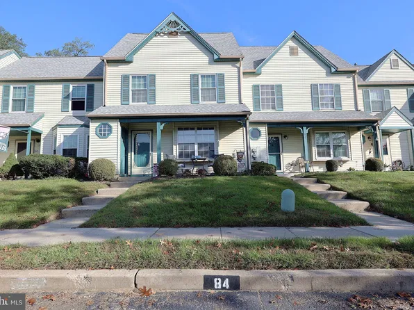 84 Knoll Dr, Blackwood, NJ 08012