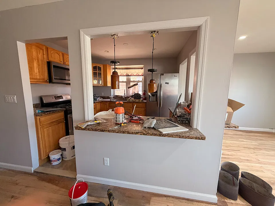 776 Remsen Ave #3