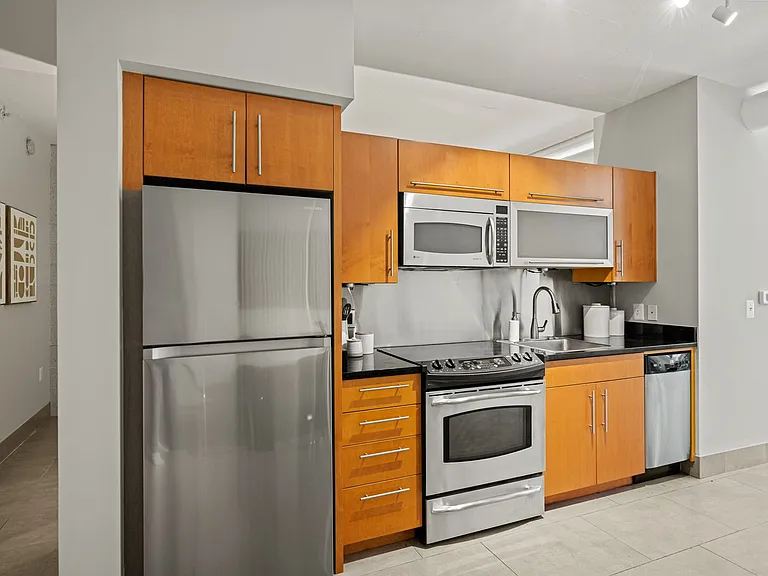 1133 14th St NW #211 — Photo 10