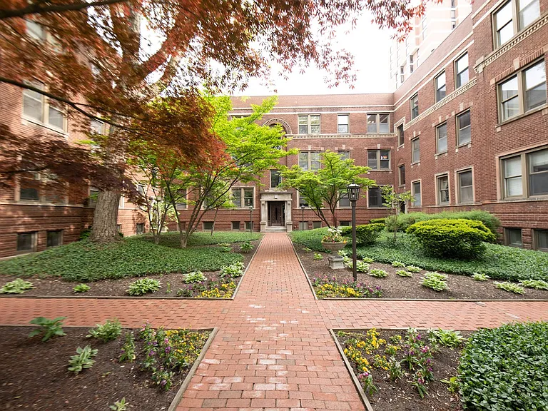 Barry Quad — Photo 28