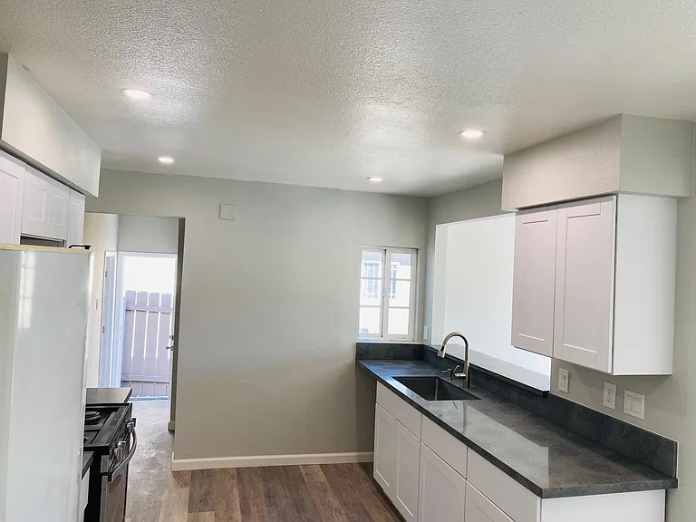 459 N Cuyamaca St N — Photo 10