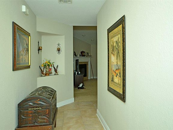 5th image of 6024 Paige Pointe Dr