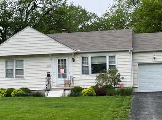 6028 Granada St, Fairway, KS 66205